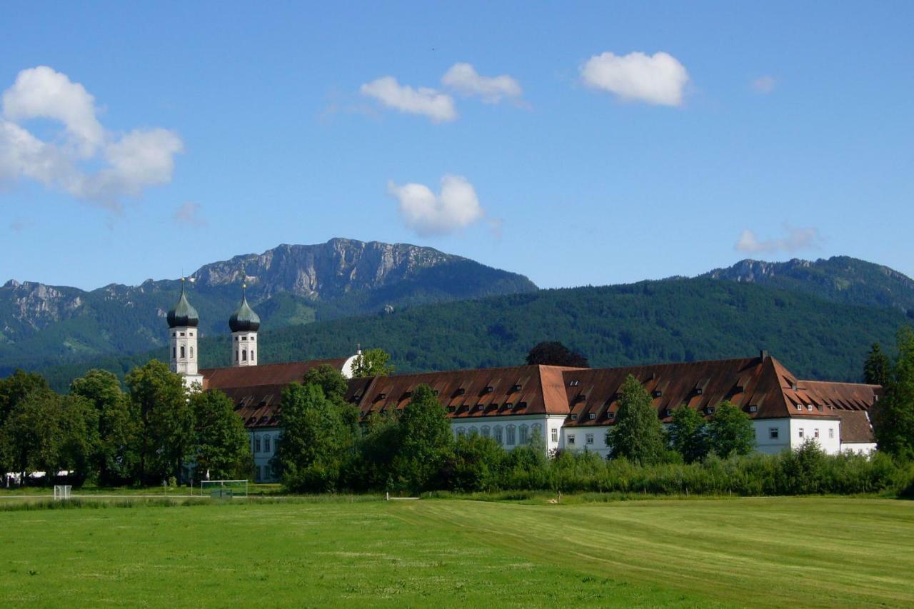 Kloster Benediktbeuern - Gaestehaus Der Salesianer Don Bosco Εξωτερικό φωτογραφία